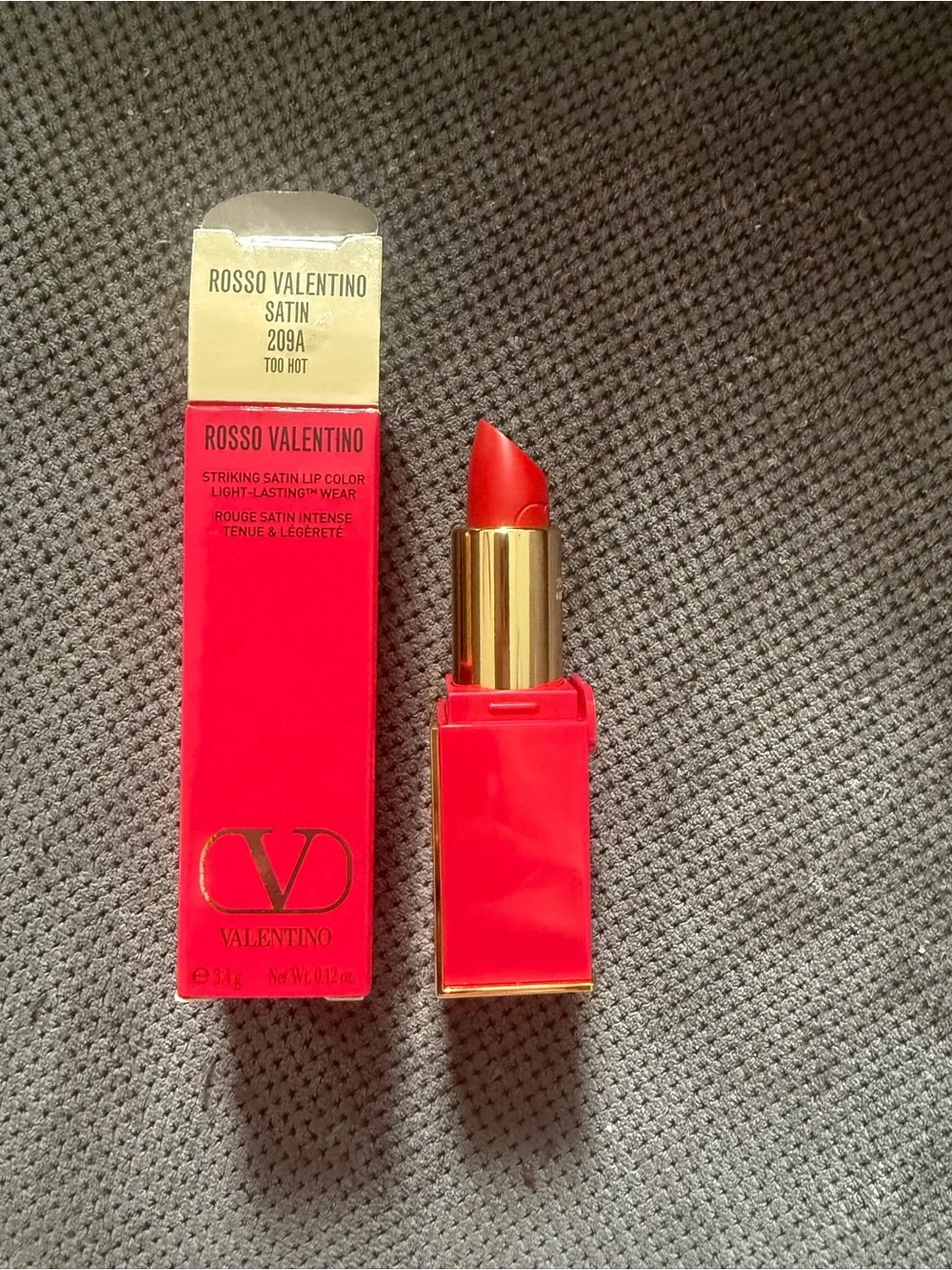 Valentino Lip